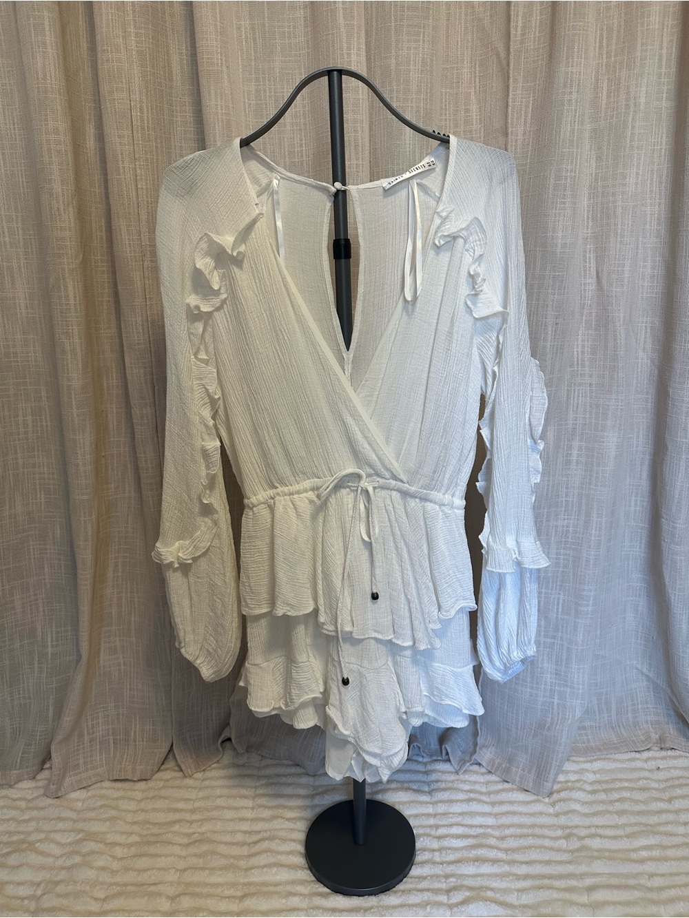 White Ruffle Tie-Waist Romper – Lightweight Long-Sleeve Jumpsuit